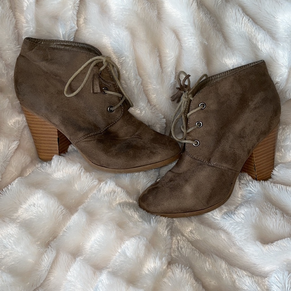 Brinley Co. Lace Up Ankle Bootie - Picture 5 of 15